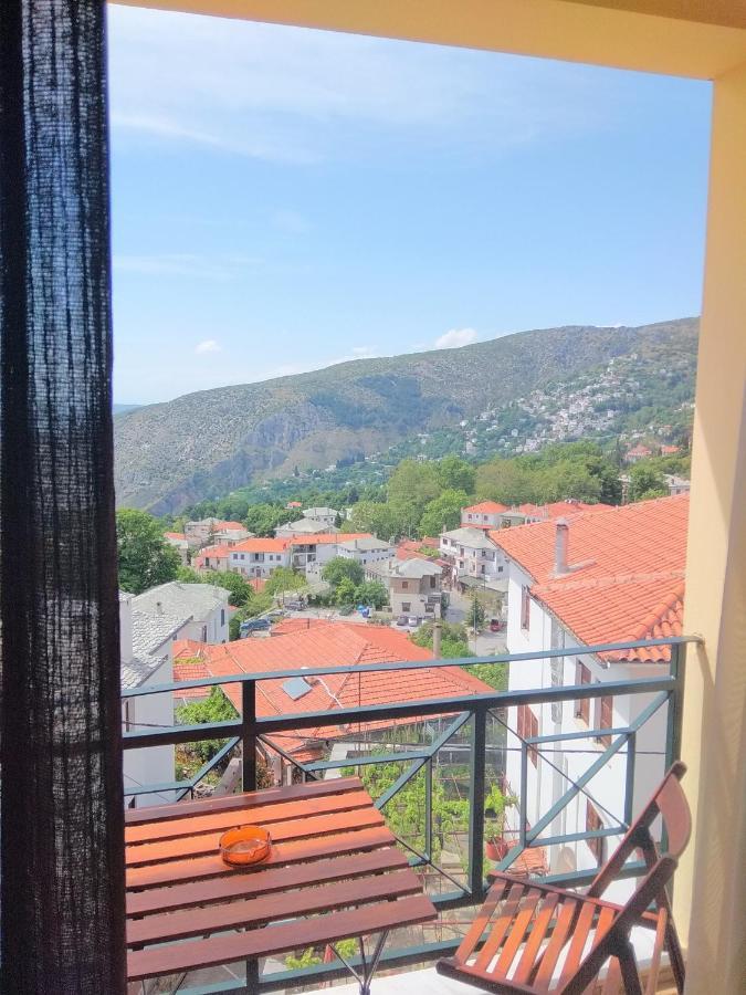 Karavos Hotel Портариа Екстериор снимка