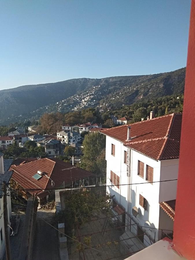 Karavos Hotel Портариа Екстериор снимка